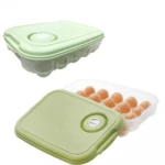 Contenedor verde para 20 huevos, con tapa transparente y base.