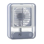 Ventilador portátil blanco y gris con humidificador integrado, ideal para escritorio y descanso.