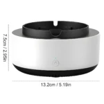 Cenicero purificador de humo portátil blanco con indicador de encendido y botón de control.