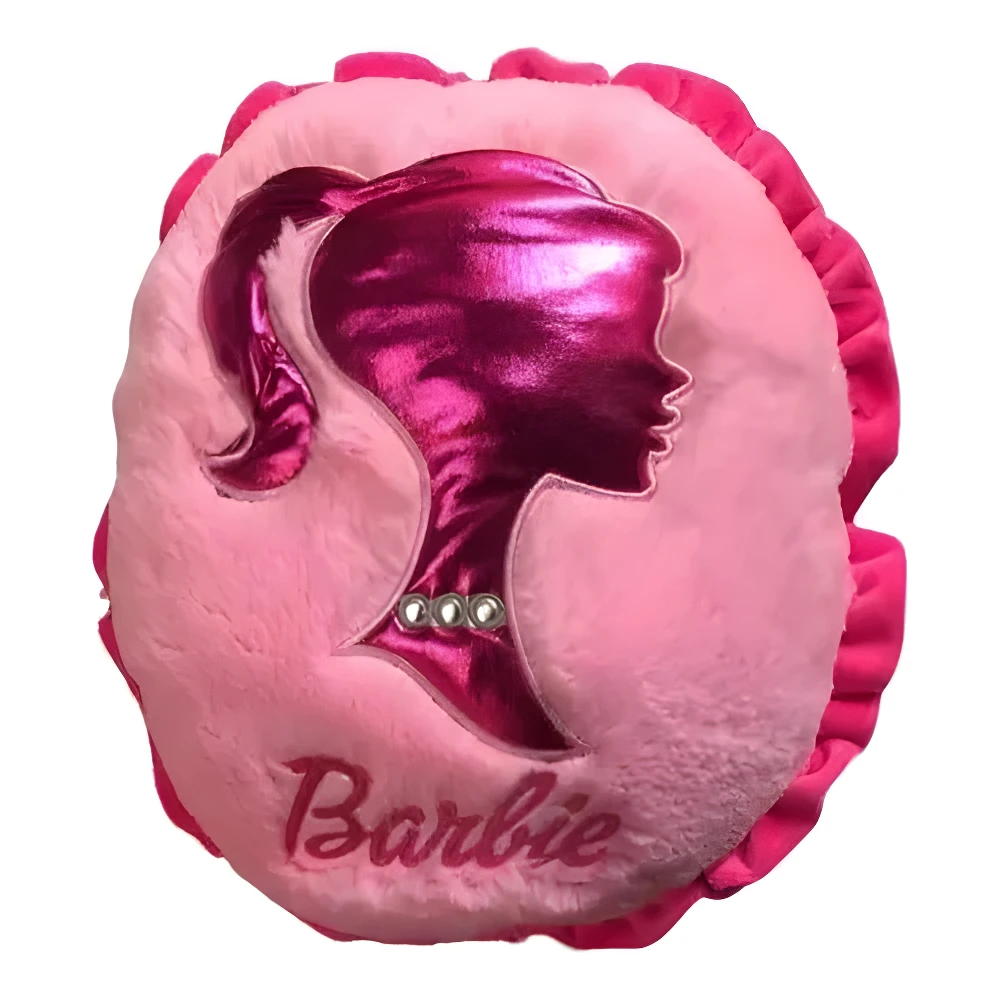 Almohada decorativa rosa con silueta Barbie metálica brillante y texto "Barbie", se despliega en cobija.