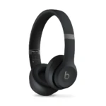 Diadema Beats Pro negra con logo "b" y detalle plateado en la banda, sobre fondo blanco.
