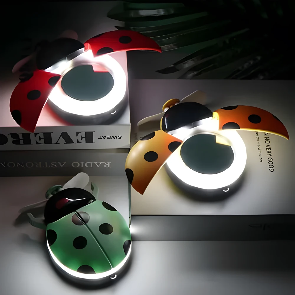 Espejo LED ladybug recargable, uno rojo, uno naranja y uno verde, con ventilador y luz circular.