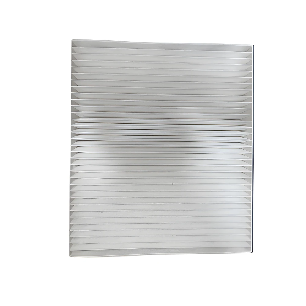 Filtro de cabina Sonic Chevrolet con pliegues blancos para aire puro.