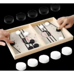 Juego de mesa foosball de madera con fichas blancas y negras, dos jugadores y diseño para competencias rápidas.