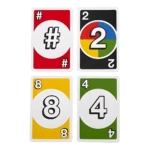 Juego de cartas Uno con números 2, 4, 8 y símbolo de hashtag en colores rojo, negro, amarillo y verde.