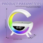 Lámpara G blanca con luz RGB, parlante Bluetooth, reloj digital 10:20 y cargador inalámbrico, 23.5cm.