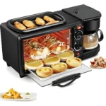 Cafetera, tostadora y plancha negra Sokany preparando desayuno: tostadas, huevos y café.