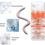Crema hidratante tipo gel Jomtam, textura suave, para piel radiante, con componentes de ácido hialurónico y vitamina C.