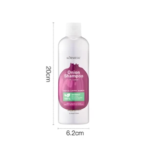 Shampoo KORMESIC Cebolla Control Grasa, botella transparente de 500ml con etiqueta morada. Altura 20cm, ancho 6.2cm.