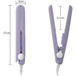Set x2 mini planchas para cabello en color lavanda. Una vista lateral cerrada y otra abierta mostrando la medida de 6.5cm. Mide 17cm de largo y 3cm de ancho cerrado.