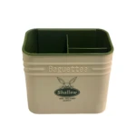 Organizador de cubiertos color crema con interior verde y tres compartimentos. Texto "Baguettes" y logo de conejo "Shallow Art Factory".