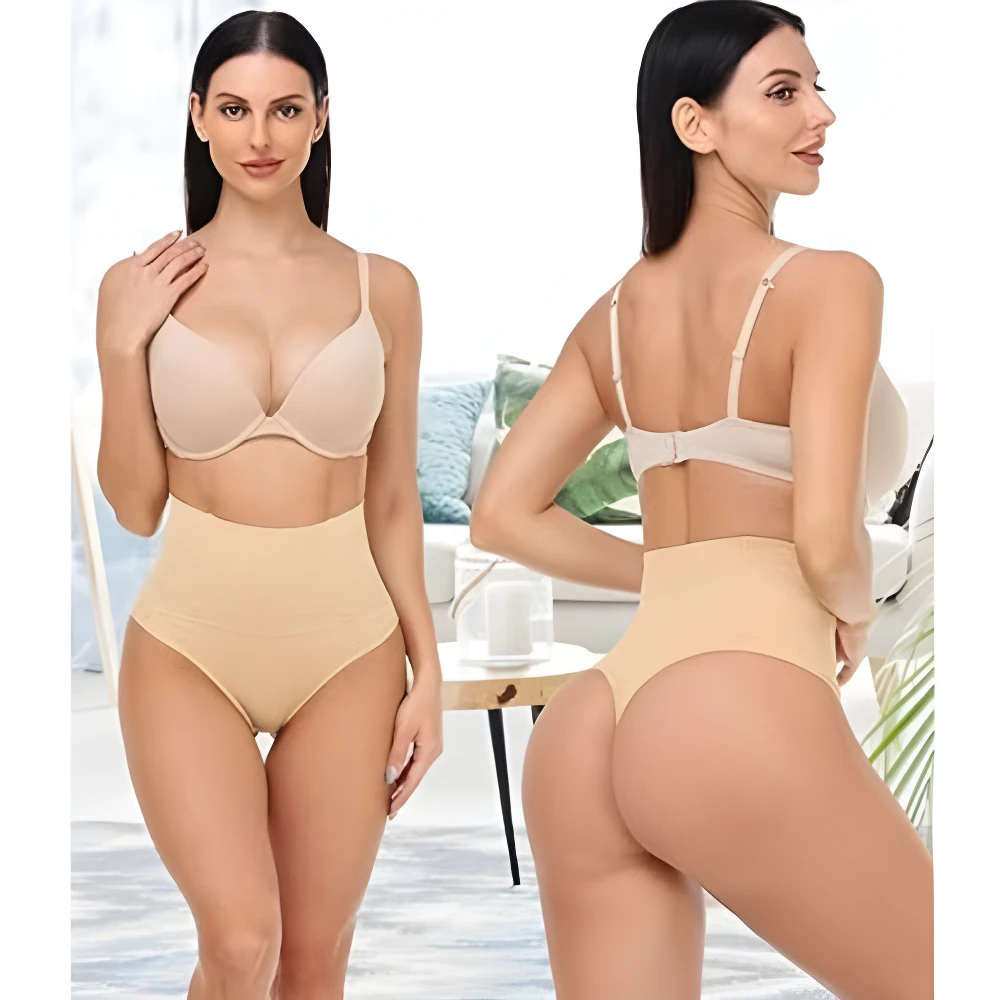 Modelo vistiendo panty faja control abdomen tiro alto color beige, vista frontal y trasera mostrando cobertura completa y corte tipo tanga.