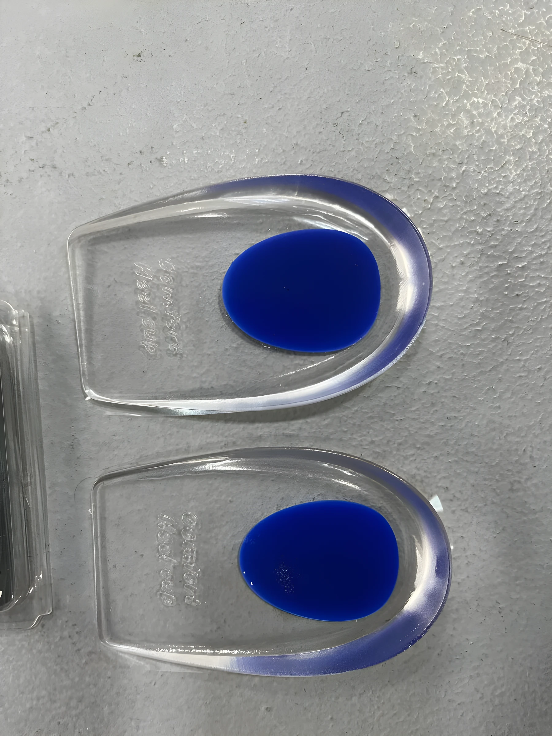 Plantillas de gel ortopédicas azules para aliviar dolor y cansancio, dos unidades.