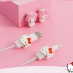 Protectores de cable kawaii Hello Kitty y My Melody rosas y blancos para cargadores Lightning.