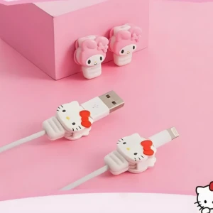 Protectores de cable kawaii Hello Kitty y My Melody rosas y blancos para cargadores Lightning.