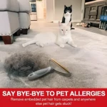 Set x2 quita pelo gris y dorado para alfombras, con dos gatos y pelusa. Say bye-bye pet allergies.