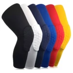 Protecciones acolchadas de compresión, colores negro, blanco, azul marino, azul rey, rojo y amarillo, con diseño de panal hexagonal.
