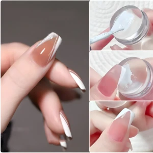 Sello de silicona transparente para uñas, ideal para manicura francesa con diseños precisos.