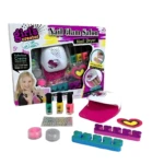 Set de Nail Glam Salon con esmaltes, secador y accesorios para uñas, fomentando la creatividad.