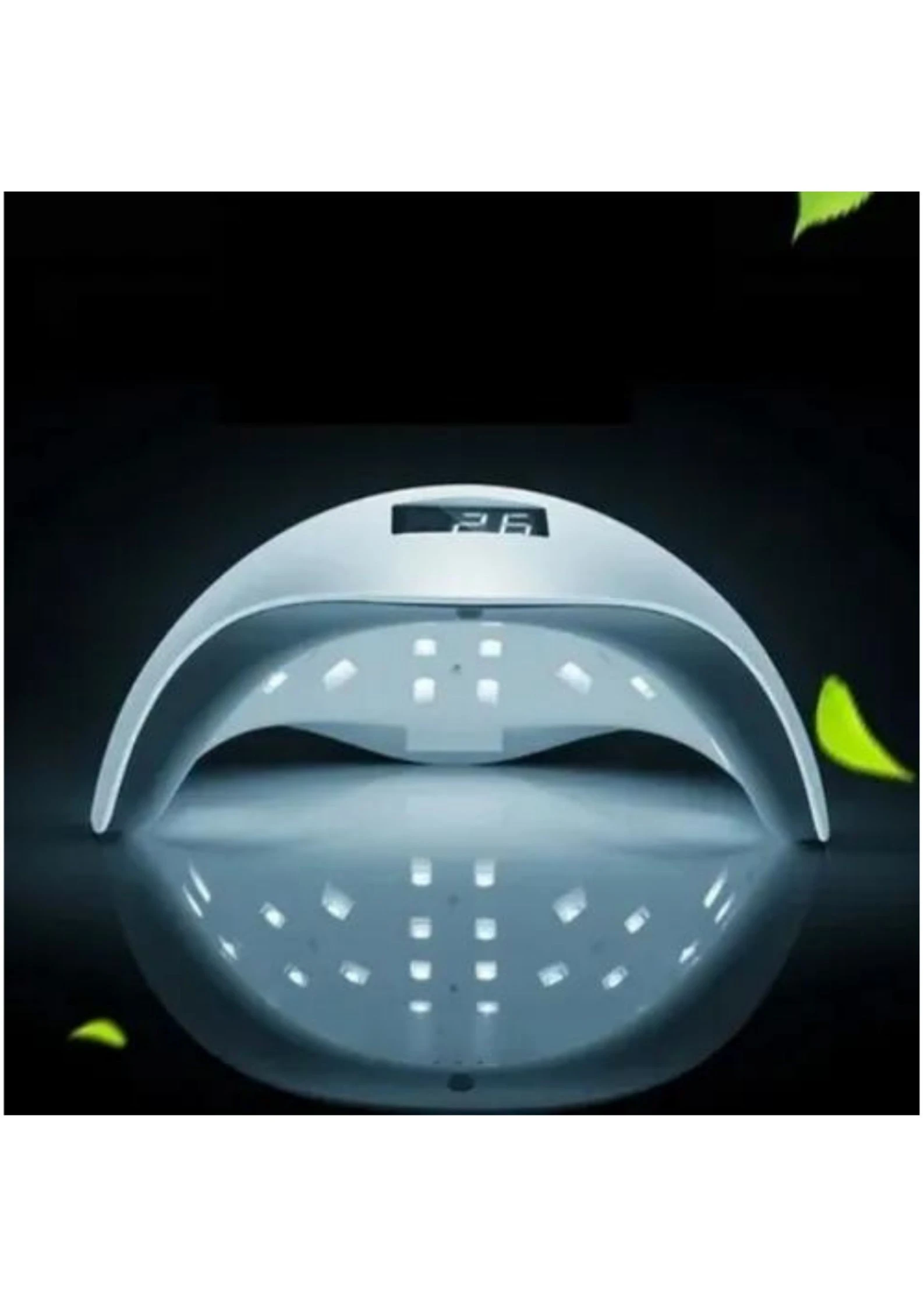 Lámpara LED blanca de 72W para secado de uñas con pantalla digital frontal, diseño curvo y base reflectante sobre fondo oscuro con elementos decorativos.