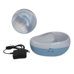 Máquina spa para manicure azul y blanco con accesorio de carga y detalle interior.
