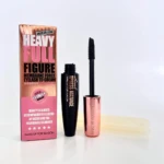 Caja y set de máscara de pestañas HEAVY FULL FIGURE negra para realce y volumen, Make Up For Season.