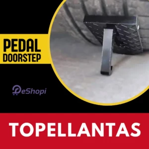 Escalón metálico negro con textura antiderrapante para puerta de carro, se apoya en la llanta.