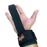 Straps negros Valeo con muñequera de soporte, ideales para levantamiento de pesas.