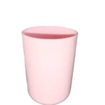 Vaso organizador de color rosa pastel con acabado liso, ideal para almacenar utensilios o accesorios de cocina de forma sencilla y minimalista.