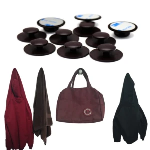 Set x2 ganchos adhesivos marrones Pack x 12, con sudadera roja, toalla marrón y bolso colgando.