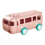 Camión de juguete rosa con ventanas oscuras y ruedas turquesas, ideal para niños.