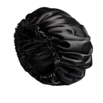 Gorro de satín negro, suave y ajustable, ideal para proteger el cabello del frizz.
