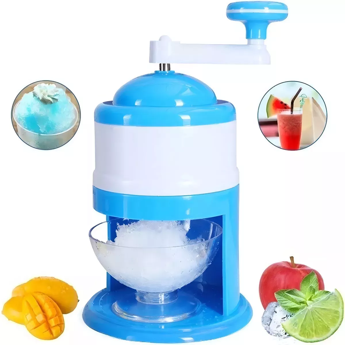 Triturador de hielo manual azul y blanco con recipiente de vidrio lleno de hielo picado, rodeado de mango, manzana, lima y menta.