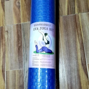 Tapete de yoga azul enrollado, textura tejida, eco-friendly, para ejercicio