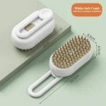 Cepillo vaporizador para mascotas blanco con cerdas suaves, uno con mango curvo de 19.5cm y otro compacto de 12cm.