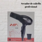 Secador de cabello profesional NIA AN-849 negro con accesorio boquilla y caja en fondo blanco.