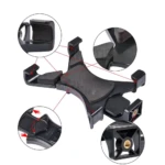 Soporte negro con rosca para trípode, con almohadillas protectoras y ajuste flexible. Ideal para estabilizar equipo.