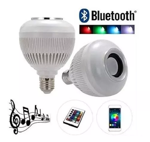 Bombillo LED musical blanco con altavoz Bluetooth y control remoto, ideal para iluminar y sonorizar espacios.