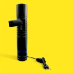 Linterna negra recargable Probelco Pb-2081 con puerto USB tipo C y gancho de sujeción.