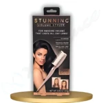 Caja negra vertical de producto para el cabello Stunning Volume Styler que incluye un cepillo estilizador, con peso neto de 9.9g y muestra resultados.