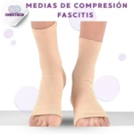 Set de 2 medias de compresión beige para fascitis, de tejido acanalado, abierto en dedos, ideal para alivio.