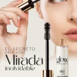 Suero para pestañas y cejas Sky Lash, aplicándose con cepillo. Botella de 10 ml.