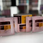 12 sobres de Karsell Maca Power Collagen 30ml, mascarilla para el cabello en empaque individual.