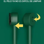 Dos cepillos automáticos color verde petróleo con sistema de autolimpieza mediante botón trasero; se muestra el mecanismo de expulsión de pelos.