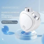 Dispositivo facial blanco con topes plateados, ideal para reafirmar la piel y reducir arrugas, con esfera azul al lado.