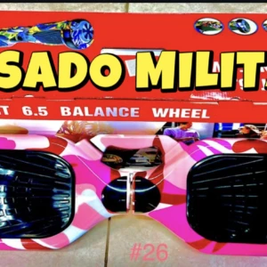 Hoverboard rosa camuflado 6.5 pulgadas para niños con luces LED en empaque.