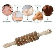 Masajeador corporal de madera con rodillos acanalados, ideal para piernas y glúteos, ideal para alivio muscular y celulitis.