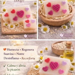Jabón artesanal de avena y manzanilla con corazones rosas, ideal para pieles sensibles.