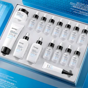 Caja de lujo Bioaqua con crema, limpiador y 8 ampollas de suero Retinol Cive.