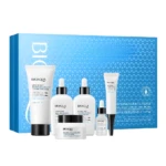 Caja de lujo con 6 productos de cuidado facial Bioaqua Retinol, tonos blancos y azules, textura gráfica de rombos.